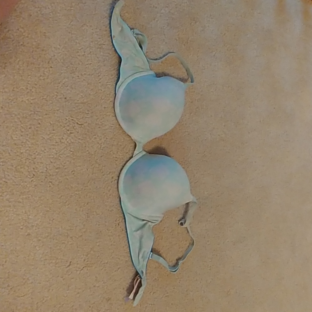 VS PINK sky blue bra w white roses 32D